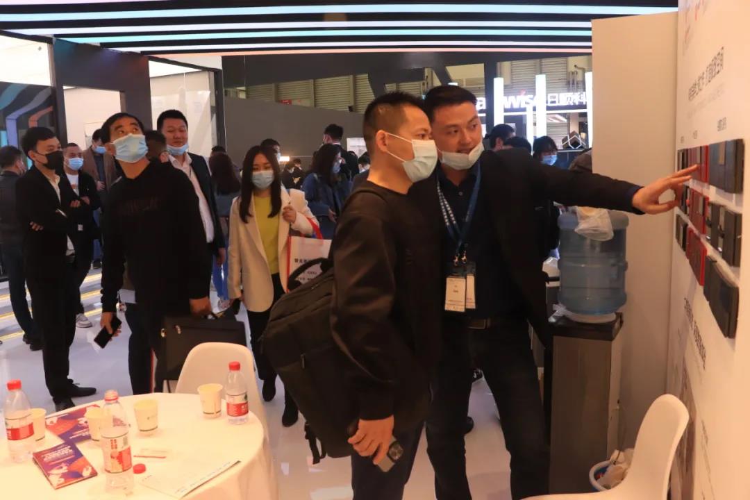 聚焦｜携住科技上海HDE概念展火爆收官，数智化体验揭秘未来密码